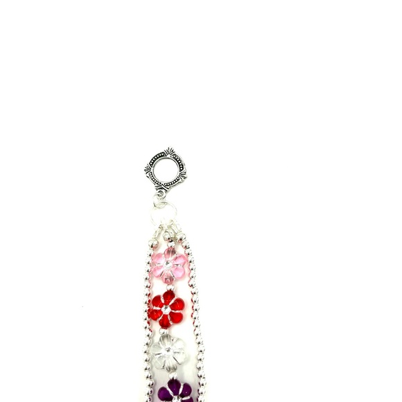 HAND CRAFTED Beaded Flower Bracelet Multi Colored - Picture 7 of 9